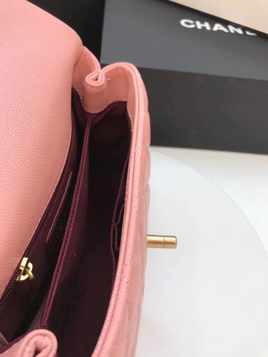 Chanel Coco Handle Gold Caviar Pink 24 cm